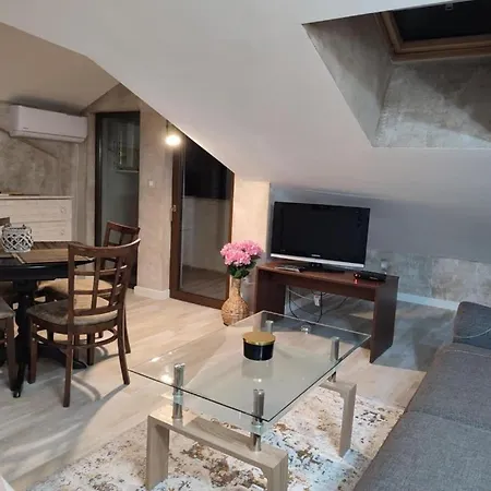 локация! Appartamento Bansko